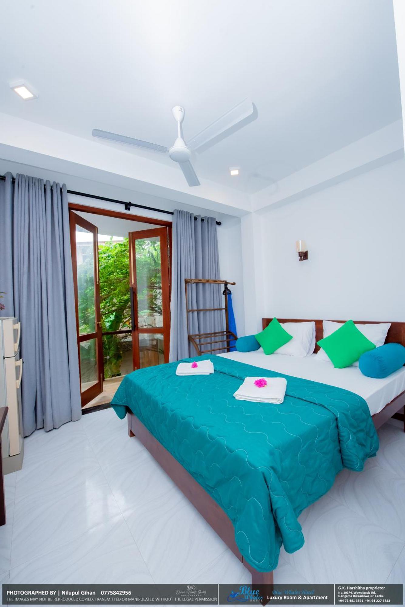 Blue Whales Hotel Hikkaduwa Exterior foto